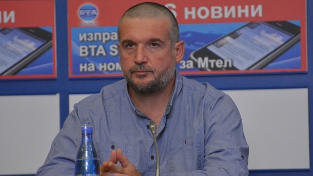 Димитър Събев: Подаянията под форма на социални мерки не са алтруистични